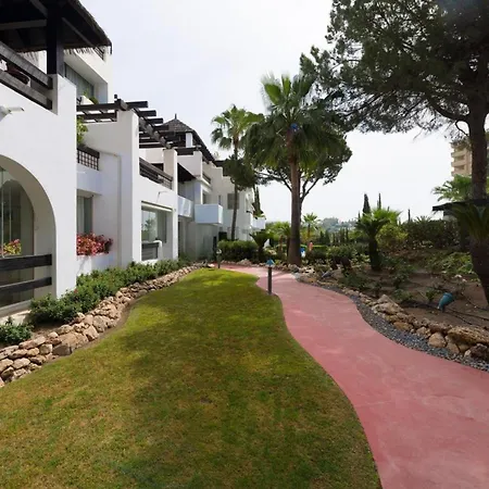 Luxury And Relax In מארבלה