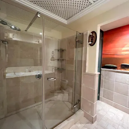Luxury And Relax In