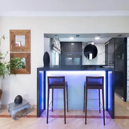 Luxury And Relax In * Μαρμπέλλα